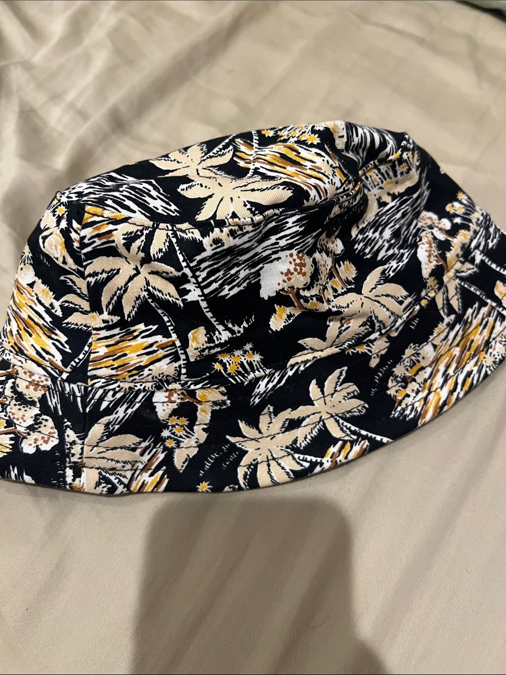 Janie and Jack Tropical Print Bucket Hat - Black & Cream